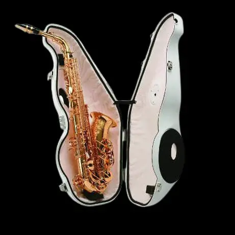 The e-sax whisper from best brass